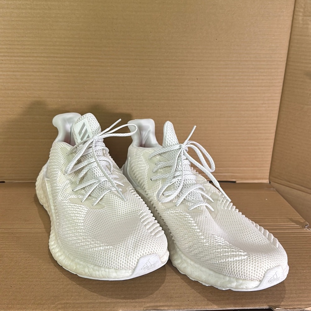 Adidas Alphaboost